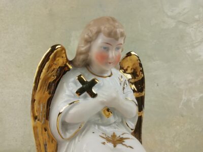 Svatý anděl - porcelánová figura